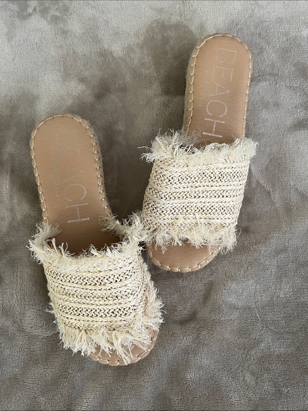 BEACH woven fringed slides